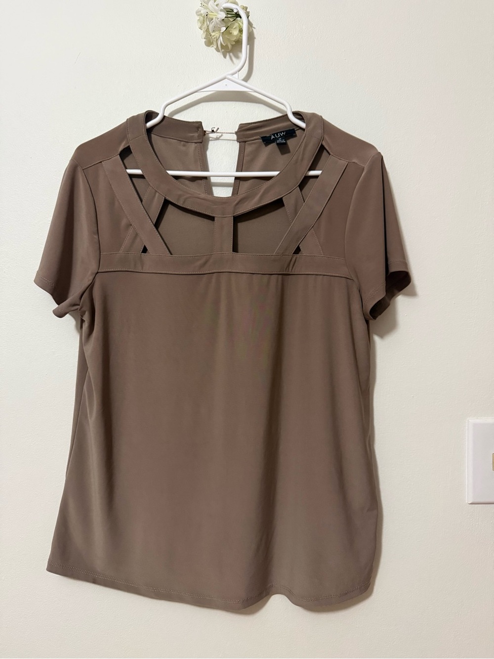AUW Taupe Short Sleeve Top with Geometric Cutouts